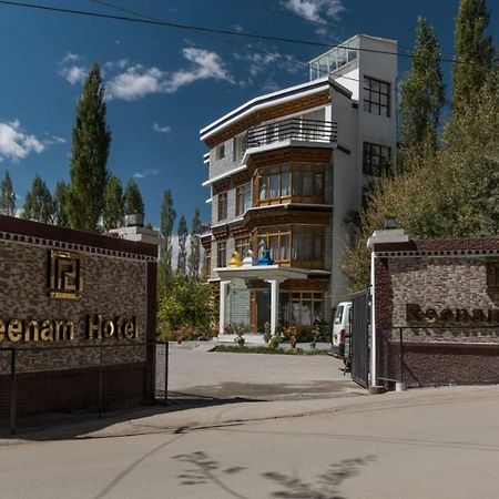 Hotel Reenam Leh Bagian luar foto