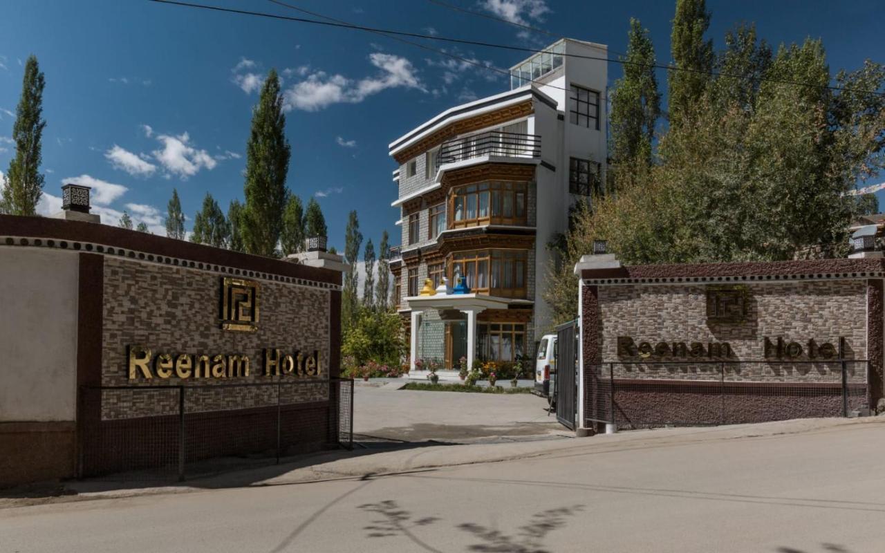 Hotel Reenam Leh Bagian luar foto